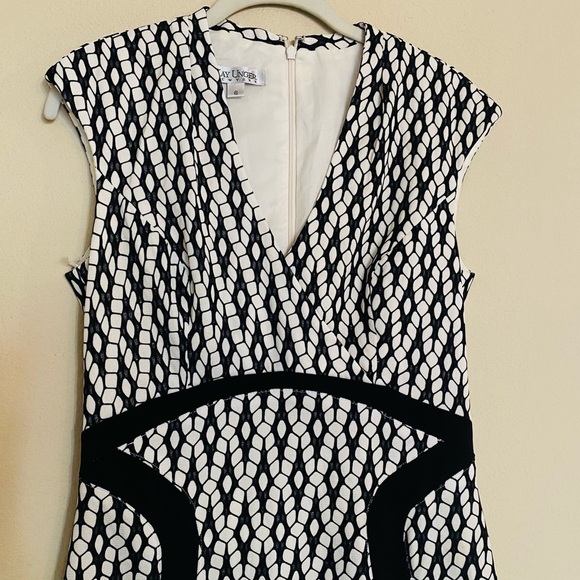Kay Unger Black and White Sleeveless Dress Size 6 - Picture 4 of 16